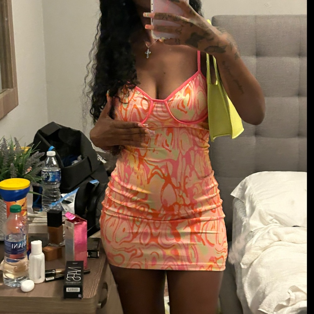 Mini dress